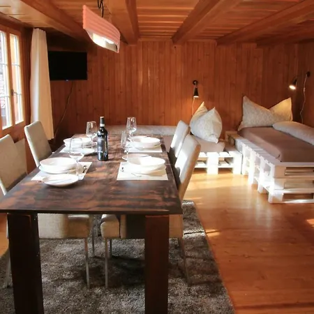 Chalet 9 *