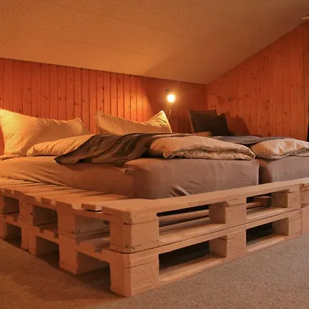 Chalet 9